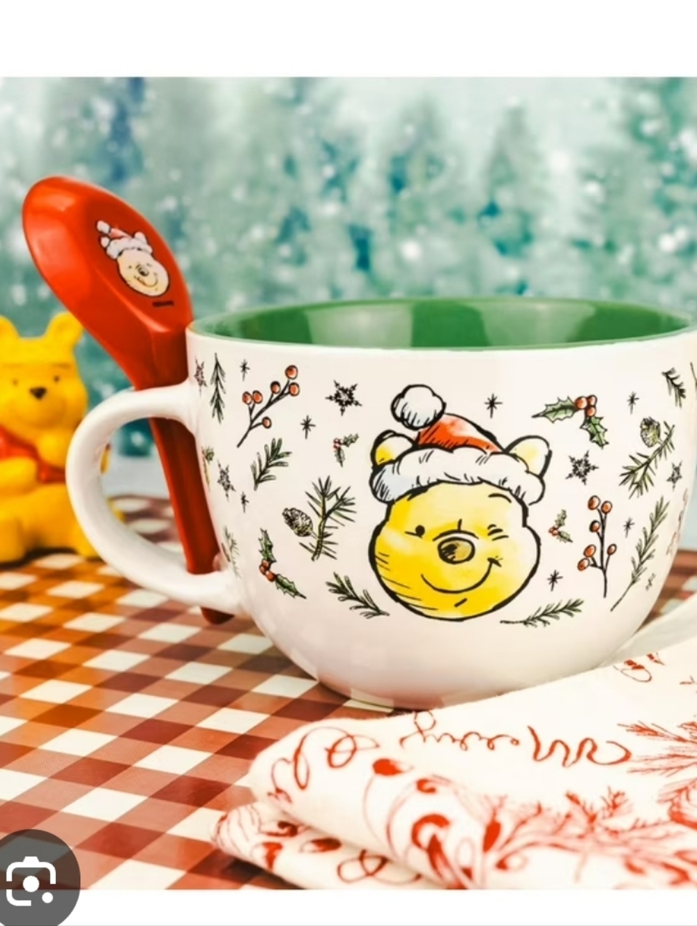 NWT Disney Winnie the Pooh Holly Ceramic Soup Mug With Spoon Holds 24 Ounces